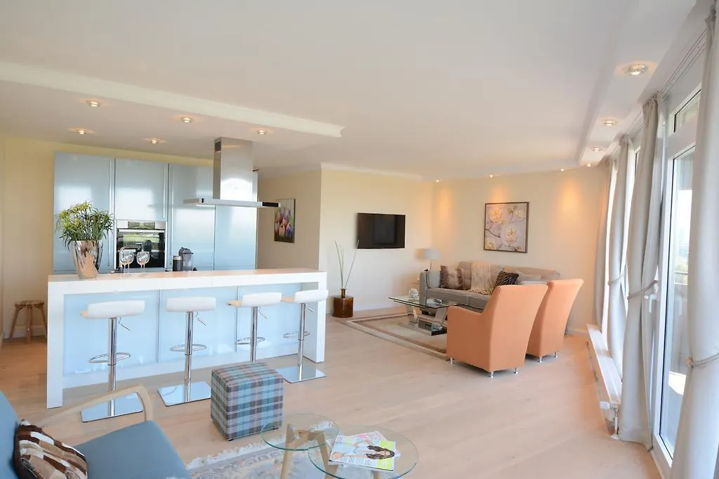 Luxury Apartment In Duesseldorf Near Trade Fair